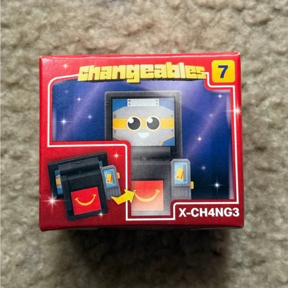McDonald’s Happy Meal 2026 Changeables - X-CH4NG3 and Pterabagdyl - Picture 4 of 5